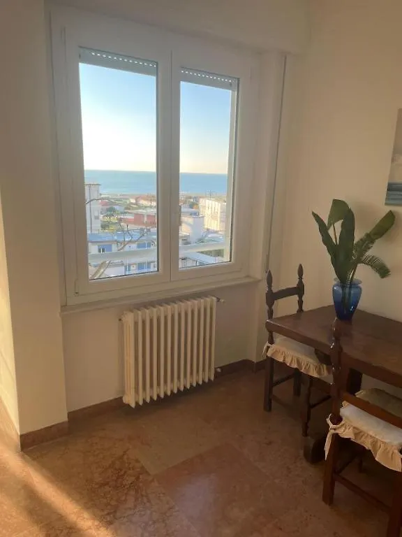 Attico Vista Mare-Monti Apartment Viareggio