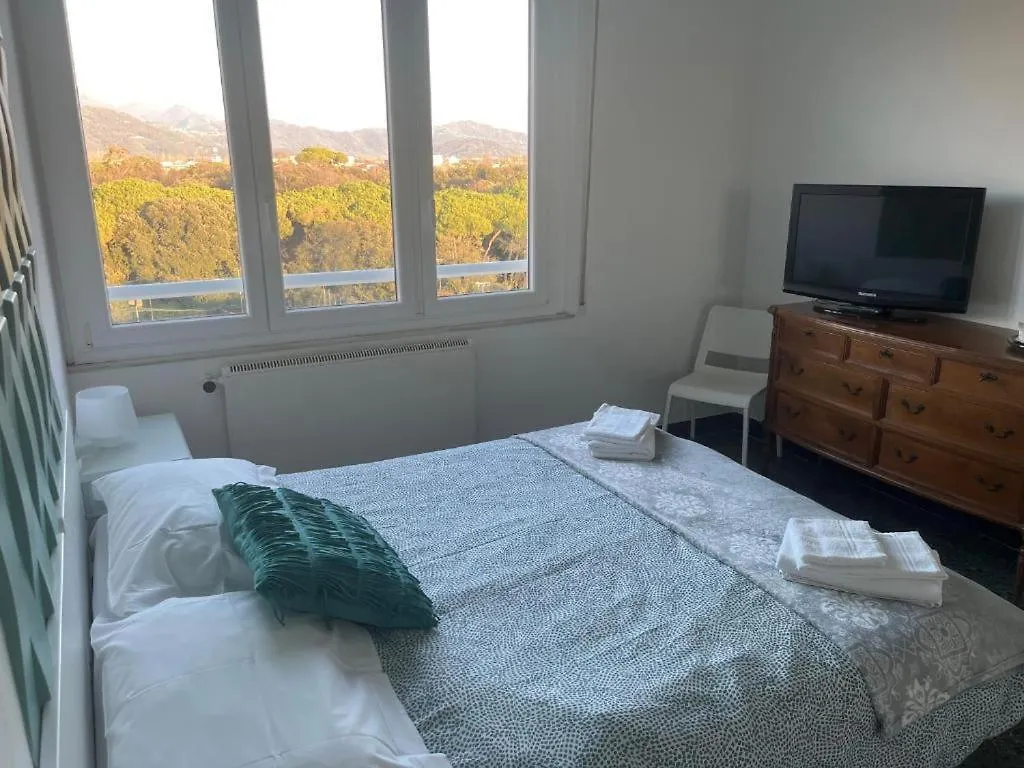 Attico Vista Mare-Monti Apartment Viareggio