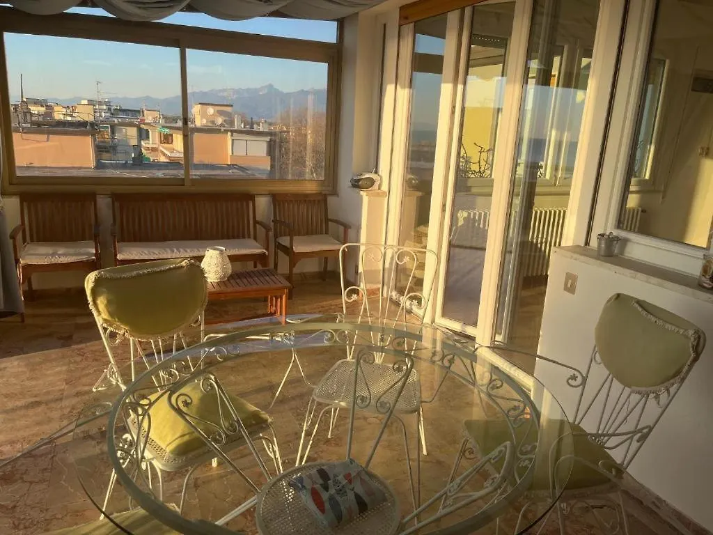 Attico Vista Mare-Monti Apartment Viareggio